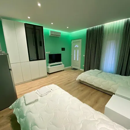 Apartment Center *